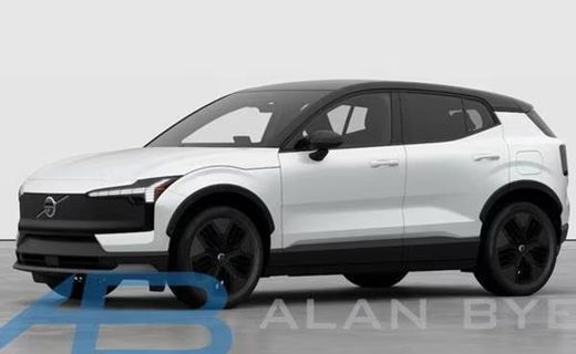 2026 Volvo EX30 CC Ultra