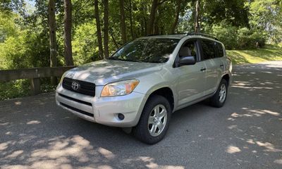 2008 Toyota RAV4 Standard Without Third
