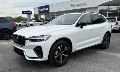 2026 Volvo XC60 Core