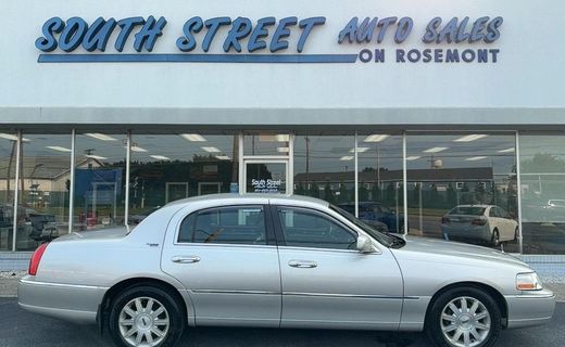 2009 Lincoln Town CAR Signature Limited