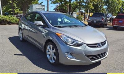 2012 Hyundai Elantra GLS Middle Grade