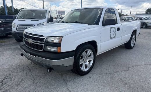2004 Chevrolet Silverado Work Truck