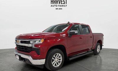 2023 Chevrolet Silverado LT