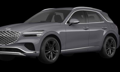 2027 Genesis GV70