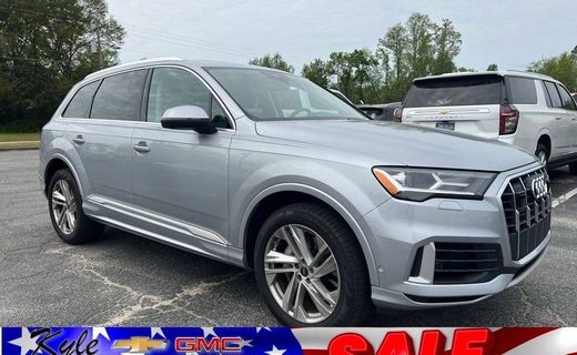 2022 Audi Q7 Quattro Premium Plus