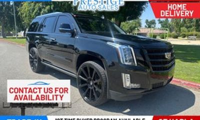 2020 Cadillac Escalade Premium Luxury