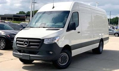 2025 Mercedes-Benz Sprinter 907 VS30