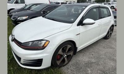 2017 Volkswagen Golf GTI S Sport SE