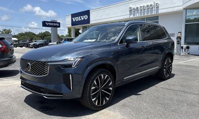 2026 Volvo XC90 Ultra Bright