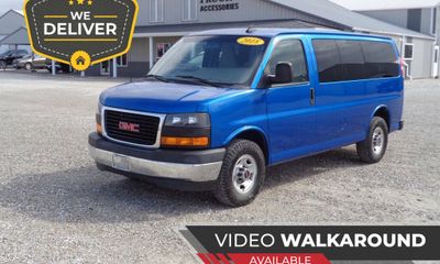 2018 GMC Savana Passenger LT