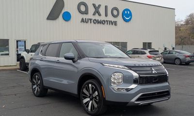 2026 Mitsubishi Outlander SE Trail Edition