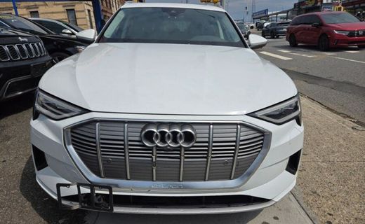 2019 Audi E-Tron Quattro Premium Plus