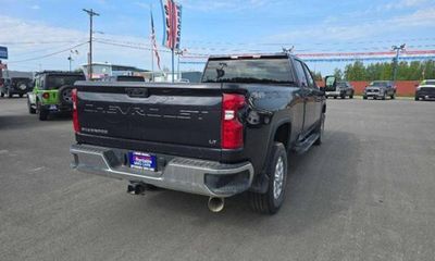 2024 Chevrolet Silverado HD LT