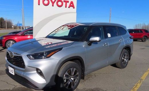 2022 Toyota Highlander XLE