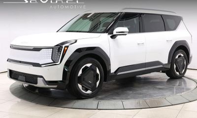 2024 Kia EV9 Land