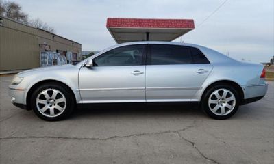 2004 Volkswagen Phaeton 4 2