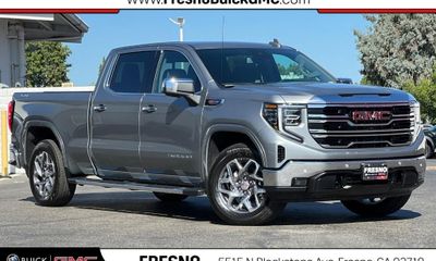 2026 GMC Sierra SLT