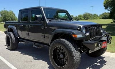 2020 Jeep Gladiator Overland