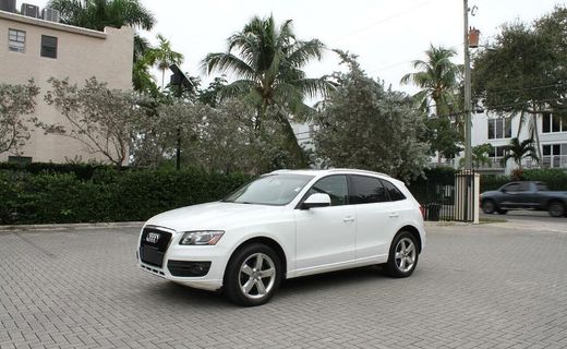 2010 Audi Q5 Premium Plus