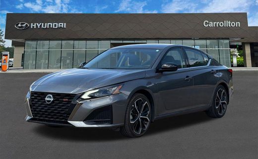 2025 Nissan Altima SR