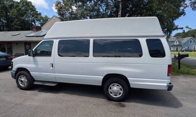 2011 Ford E-350 E 350 Super