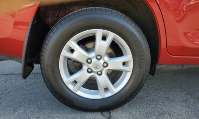2012 Toyota RAV4 Standard