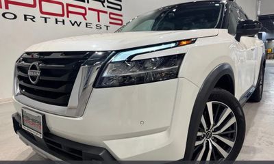 2022 Nissan Pathfinder Platinum