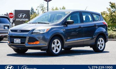 2015 Ford Escape S