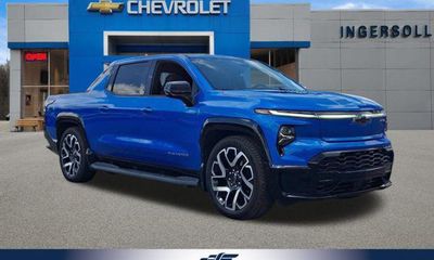 2025 Chevrolet Silverado 2SP RST