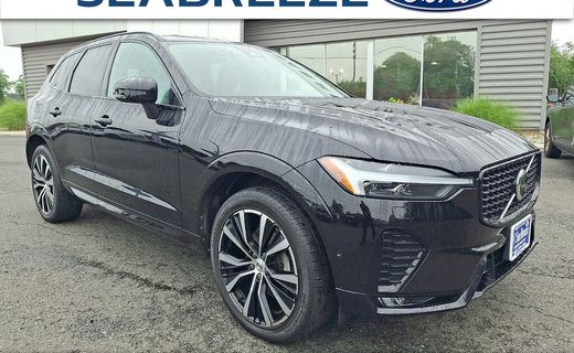 2023 Volvo XC60 Ultimate Dark