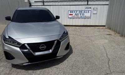 2023 Nissan Maxima SV