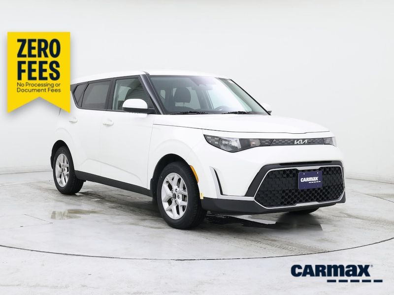 2023 Kia Soul — a typically priced live listing