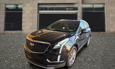 2023 Cadillac XT5 Premium Luxury