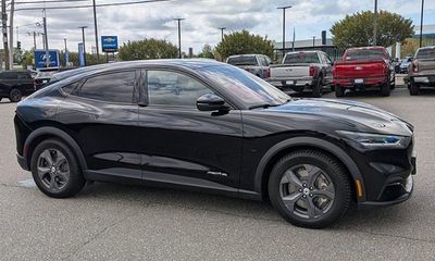 2021 Ford Mustang Mach-E Select