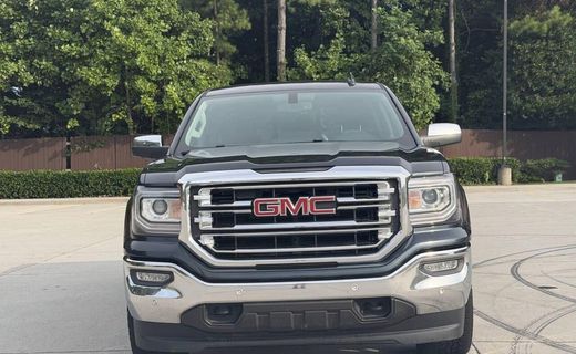 2018 GMC Sierra SLT