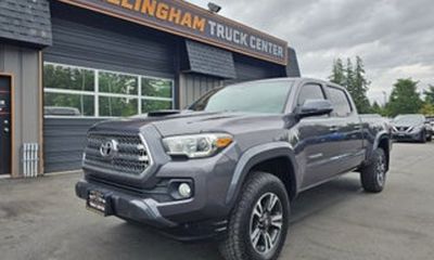 2017 Toyota Tacoma SR5 TRD OFF