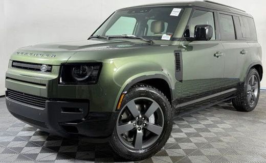 2026 Land Rover Defender 110 SE