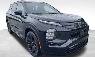 2026 Mitsubishi Outlander STX