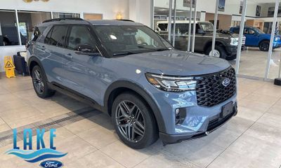 2025 Ford Explorer ST