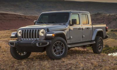 2022 Jeep Gladiator Sport