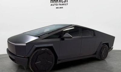 2024 Tesla Cybertruck Base