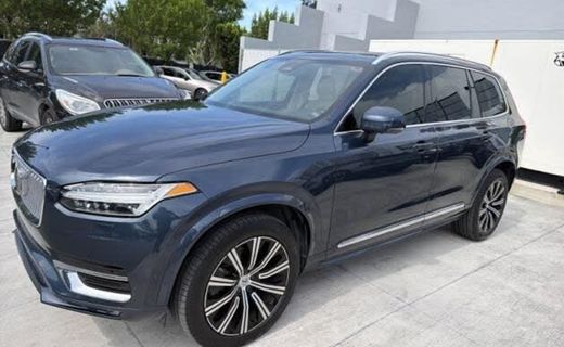 2025 Volvo XC90 Plus Bright