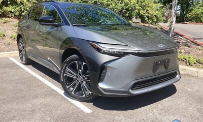 2023 Toyota BZ4X Limited