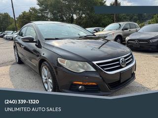 2010 Volkswagen Passat Luxury