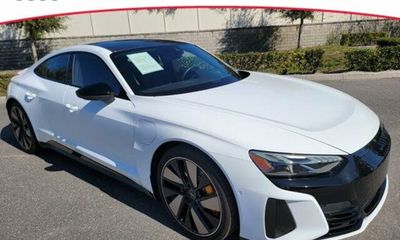2022 Audi RS E-Tron GT Quattro