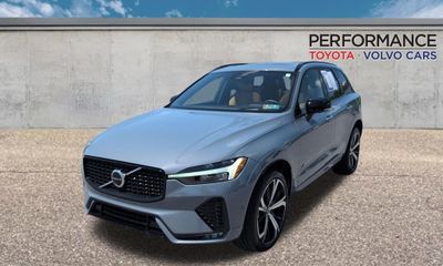 2024 Volvo XC60 Ultimate Dark