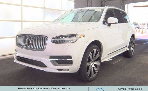 2025 Volvo XC90 Ultra Bright
