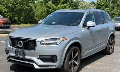 2019 Volvo XC90 R Design