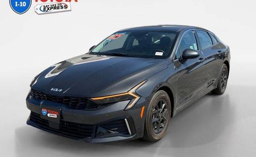 2025 Kia K5 LXS