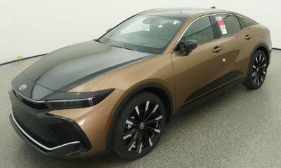 2026 Toyota Crown Platinum